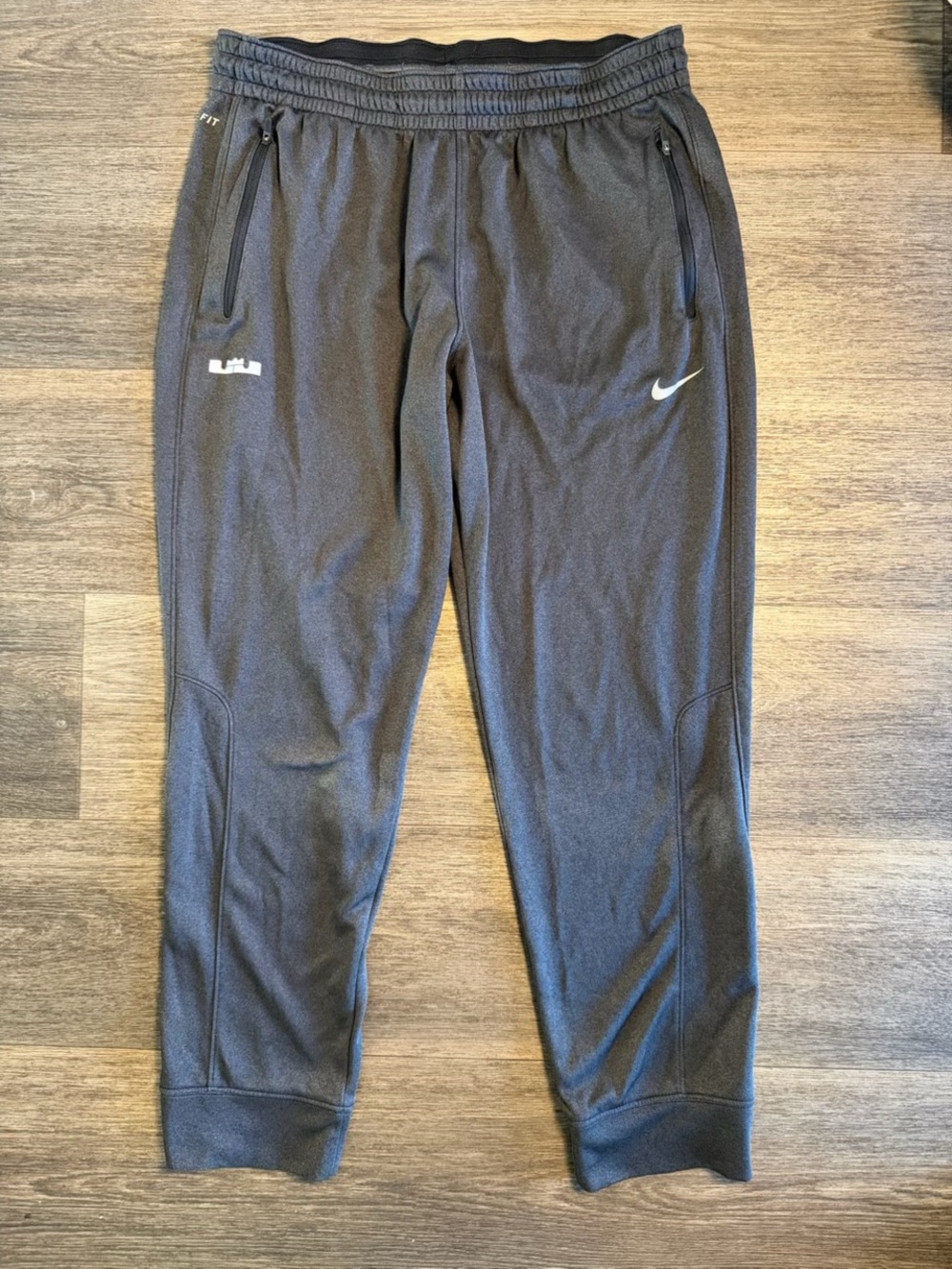Nike Men’s Dark Gray Athletic Jogger Pants
